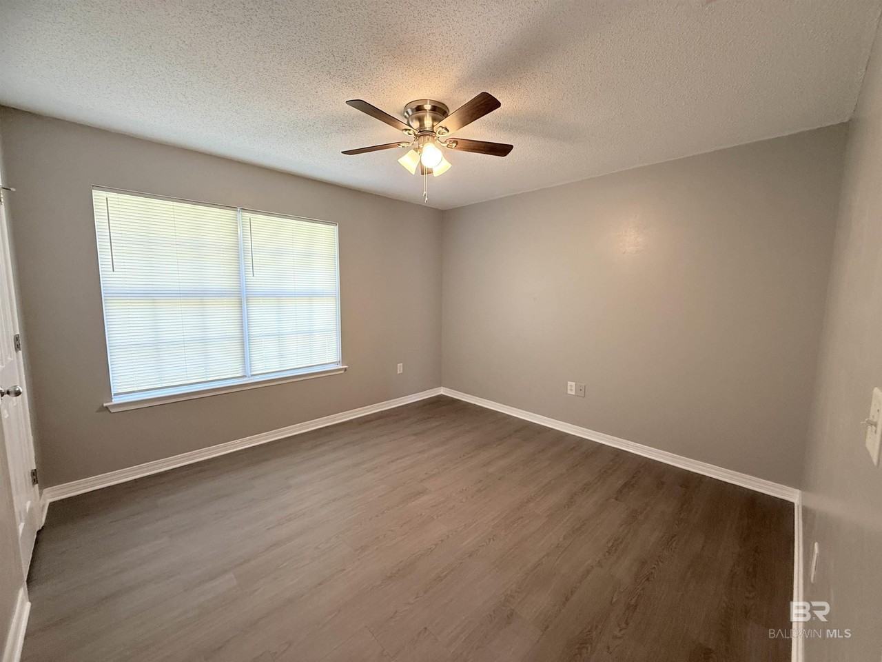 521 Hamilton Blvd - Photo 7 of 19