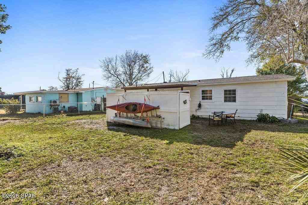 808 Forestdale Ave - Photo 4 of 36