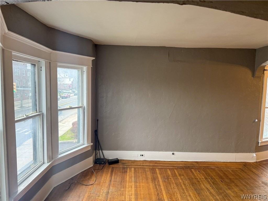 Seneca Street Connector - Photo 2 of 9