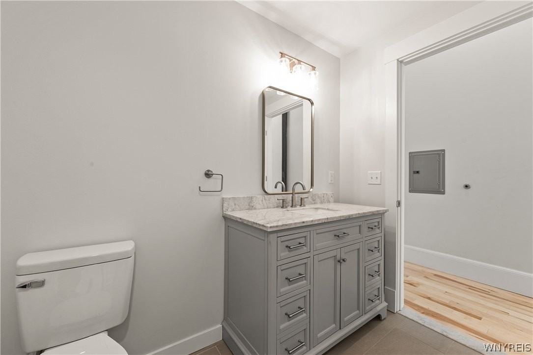 130 Pearl St - Photo 7 of 16