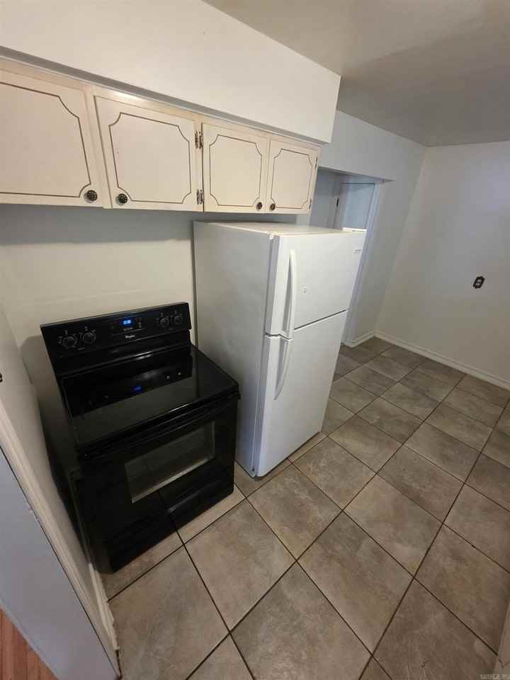 10 Hays Ct - Photo 4 of 11