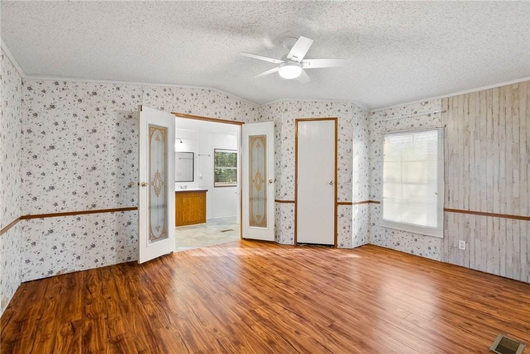 905 Weaver St - Photo 7 of 18