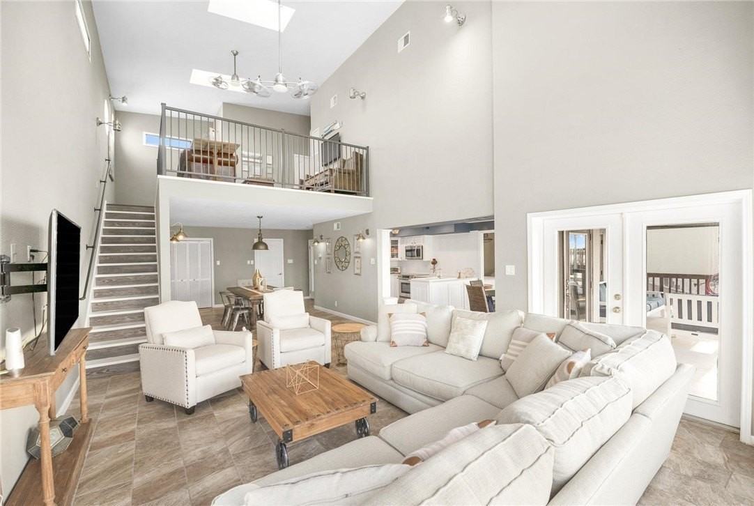 13514 Port Royal Ct - Photo 7 of 40