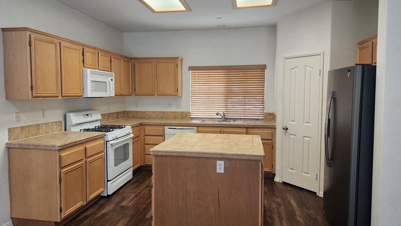 3991 Mission Peak - Photo 4 of 17