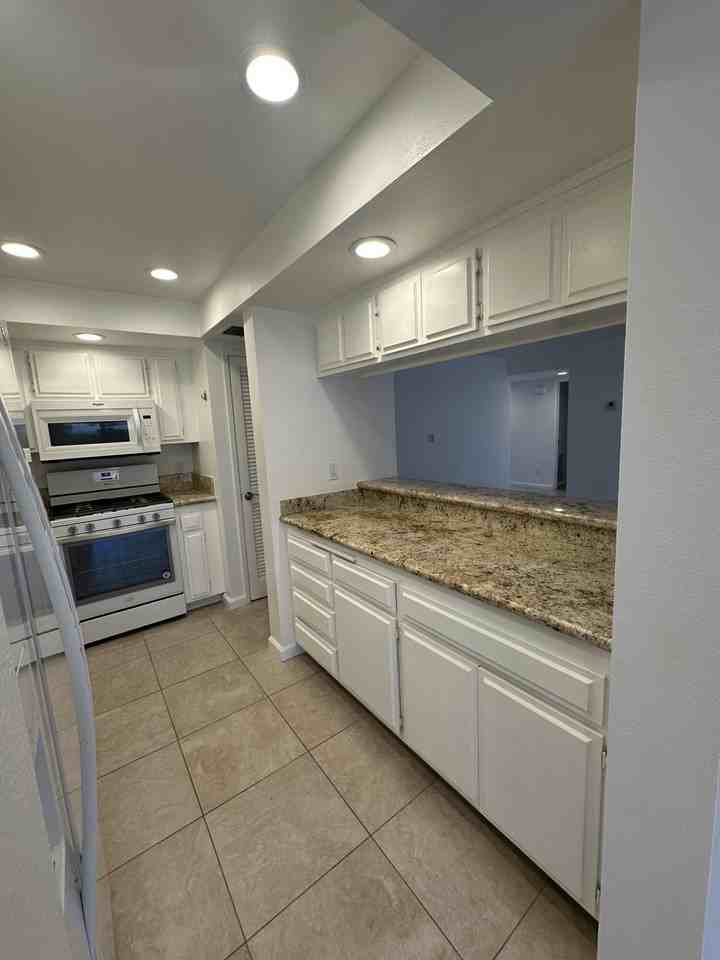 1150 E Palm Canyon Dr Unit 60 - Photo 2 of 17