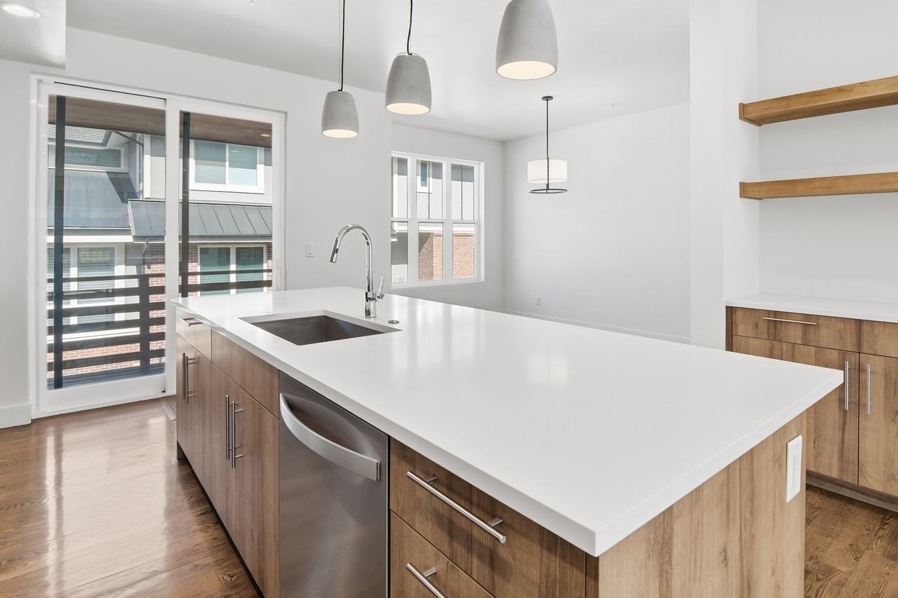 134 Washington Ave #1 - Photo 3 of 19