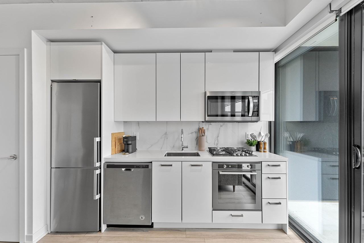 458 Richmond St W #1108 - Photo 2 of 24