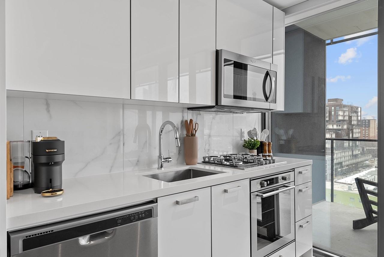 458 Richmond St W #1108 - Photo 4 of 24