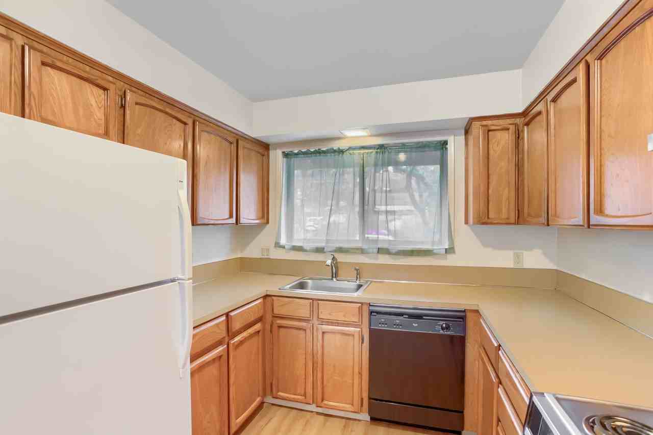 5005 Southwest Mitchell StreetUnit 4 #1 - Photo 3 of 10