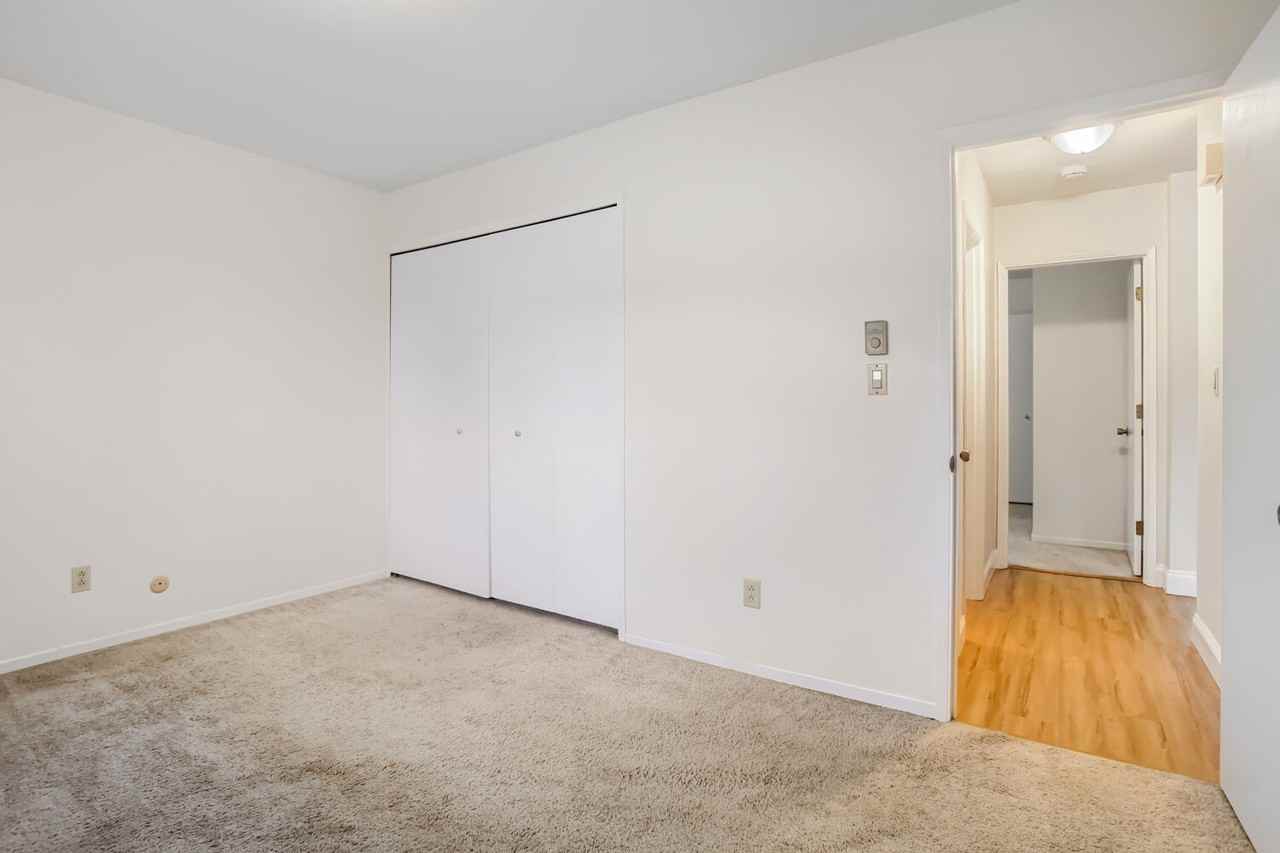 5005 Southwest Mitchell StreetUnit 4 #1 - Photo 6 of 10