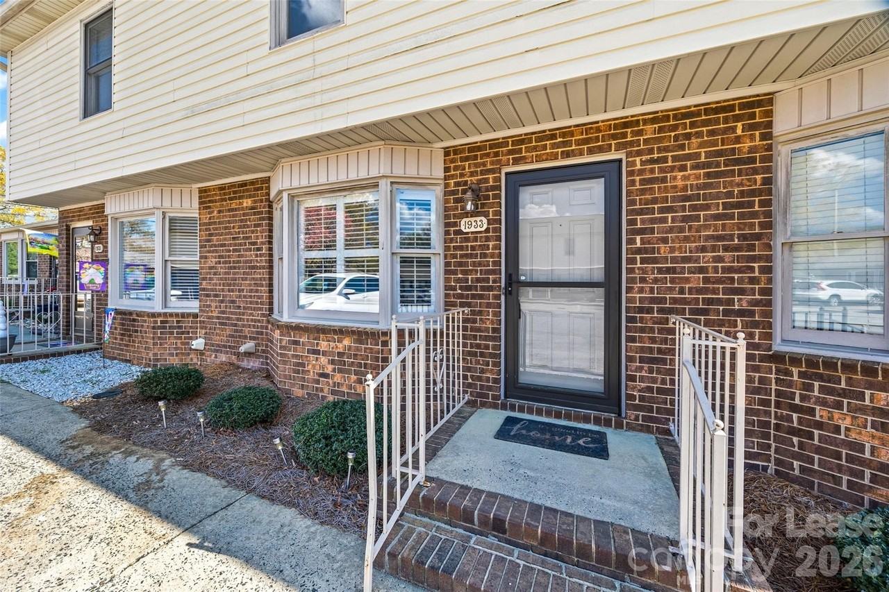 1933 Ebenezer Rd - Photo 2 of 27