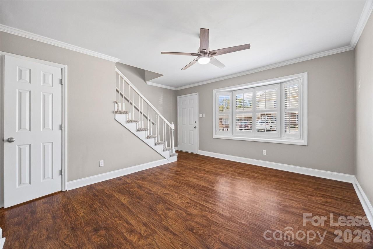 1933 Ebenezer Rd - Photo 6 of 27