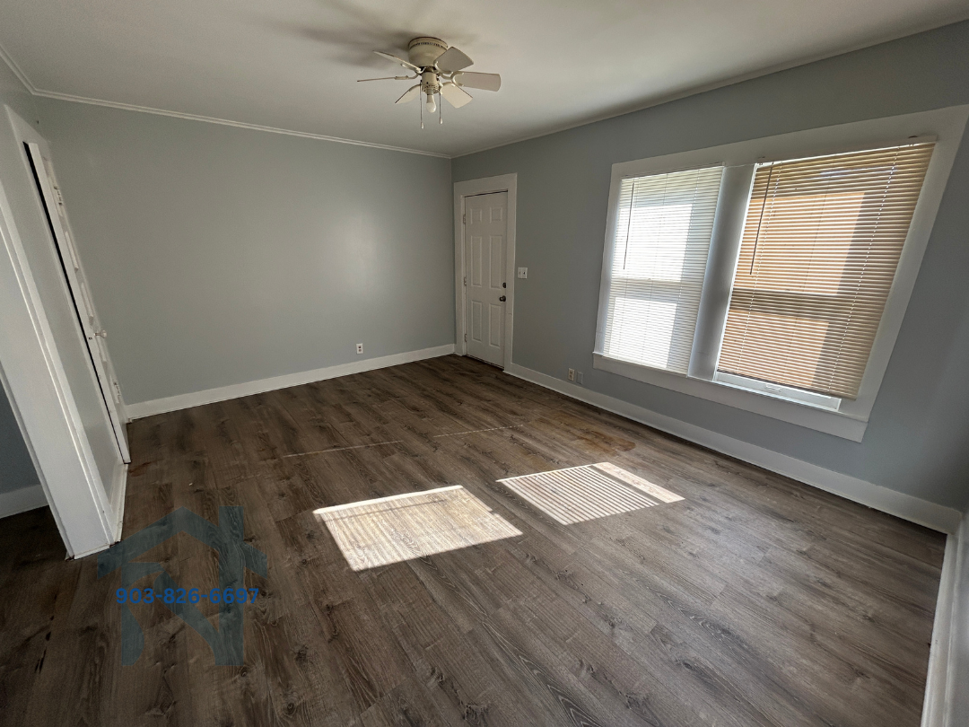 1006 Nelson Blvd #1 - Photo 5 of 14