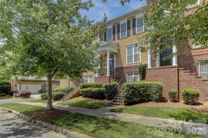 featured image of 905 Lyndley Dr