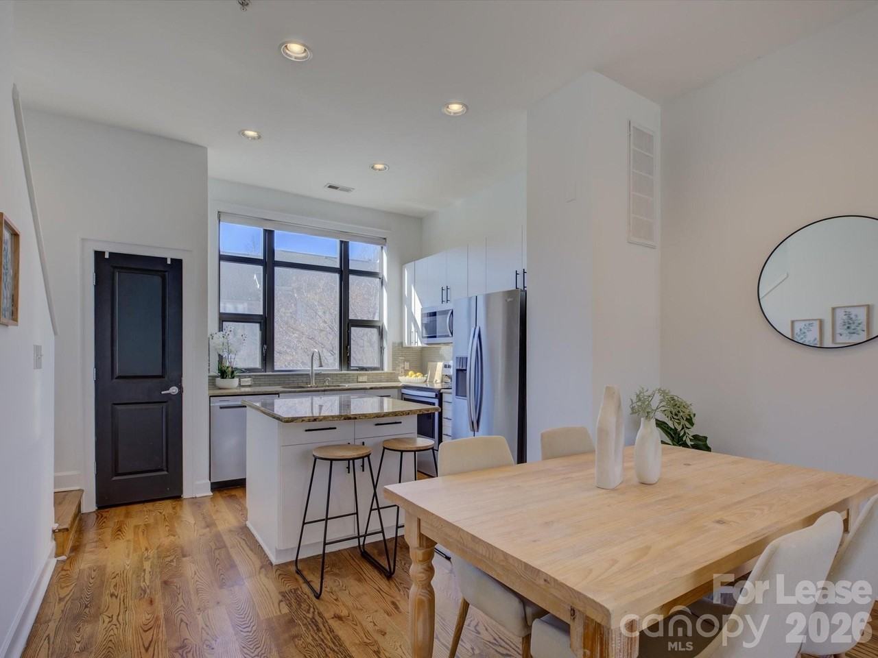 636 Garden District Dr - Photo 7 of 38