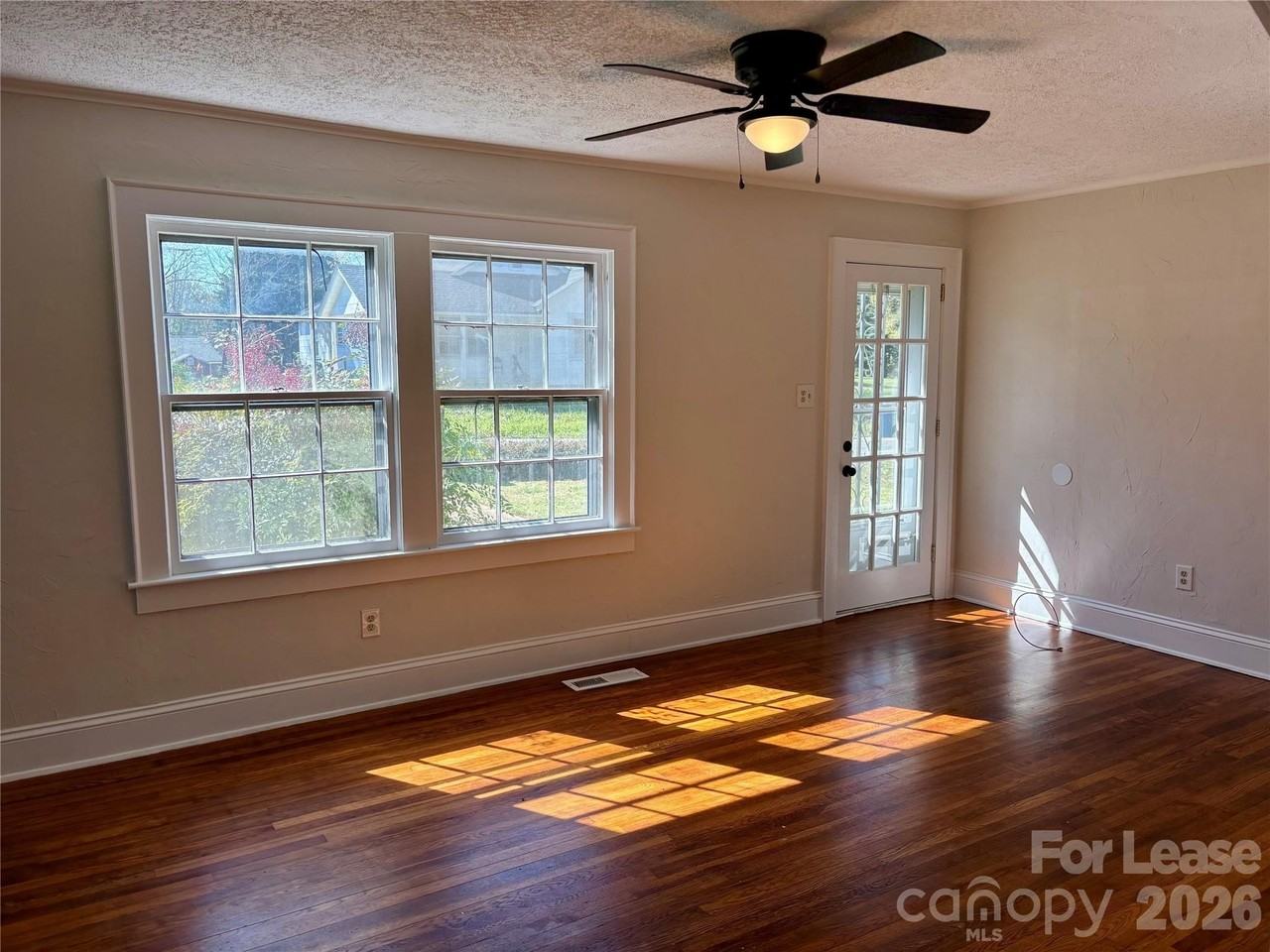 194 Lawing St - Photo 7 of 16