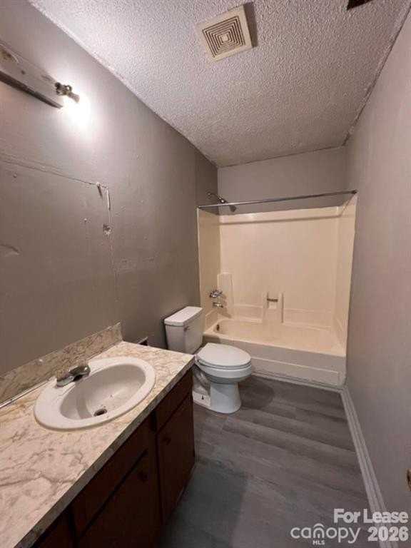 334 Brevard St Apt F - Photo 5 of 12