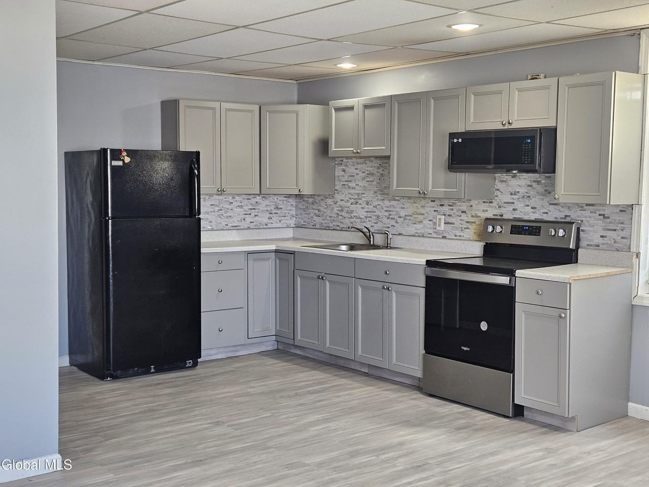 38 Main St Ste 2 - Photo 2 of 23