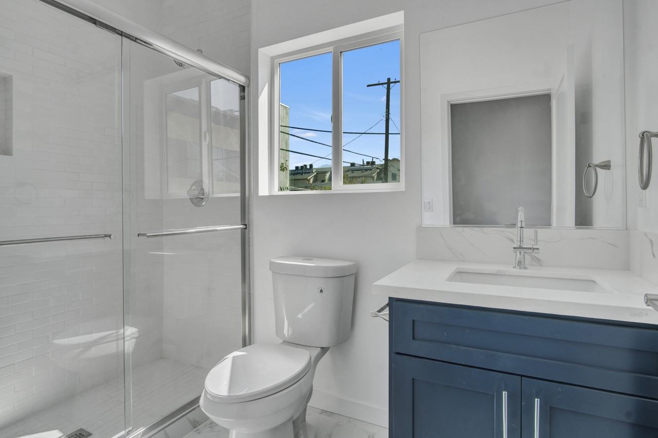 13804 Moorpark Street - Photo 4 of 34