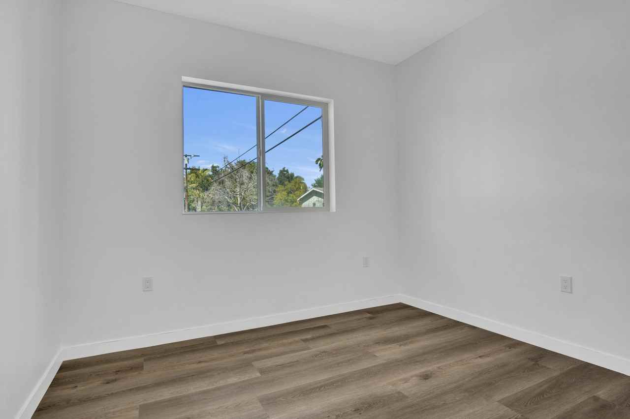 13804 Moorpark Street - Photo 6 of 34