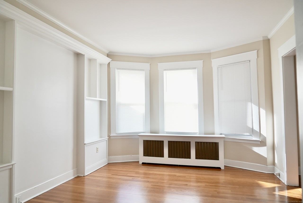 39 Pardee Pl - Photo 7 of 32