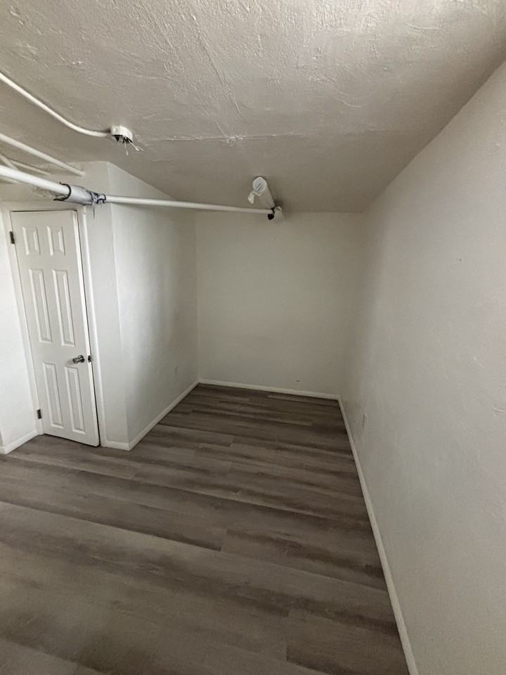 446 G Street - Photo 3 of 8