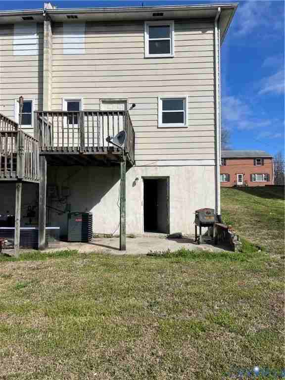 2356 Dellrose Dr - Photo 2 of 22