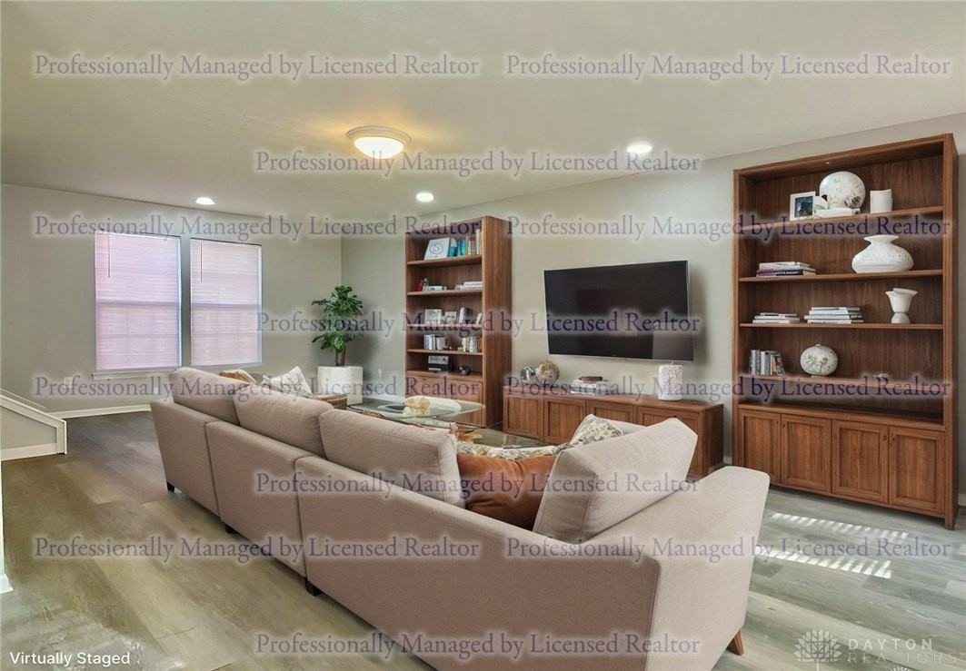 3571 King Edward Way - Photo 2 of 34