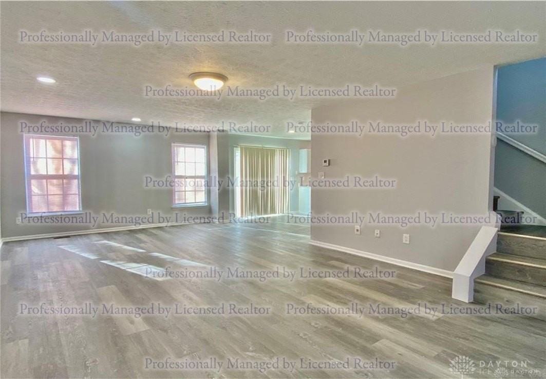 3571 King Edward Way - Photo 3 of 34