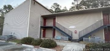 featured image of 6400 Starbrook Dr #1