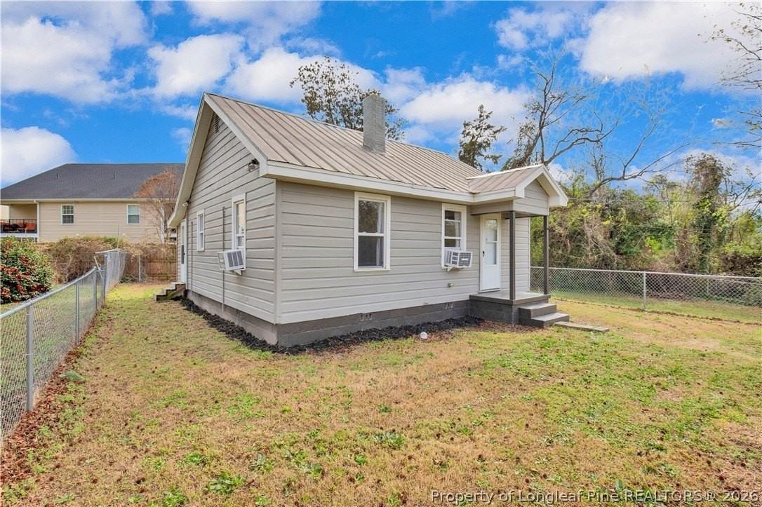 326 Hawley Ln - Photo 2 of 24