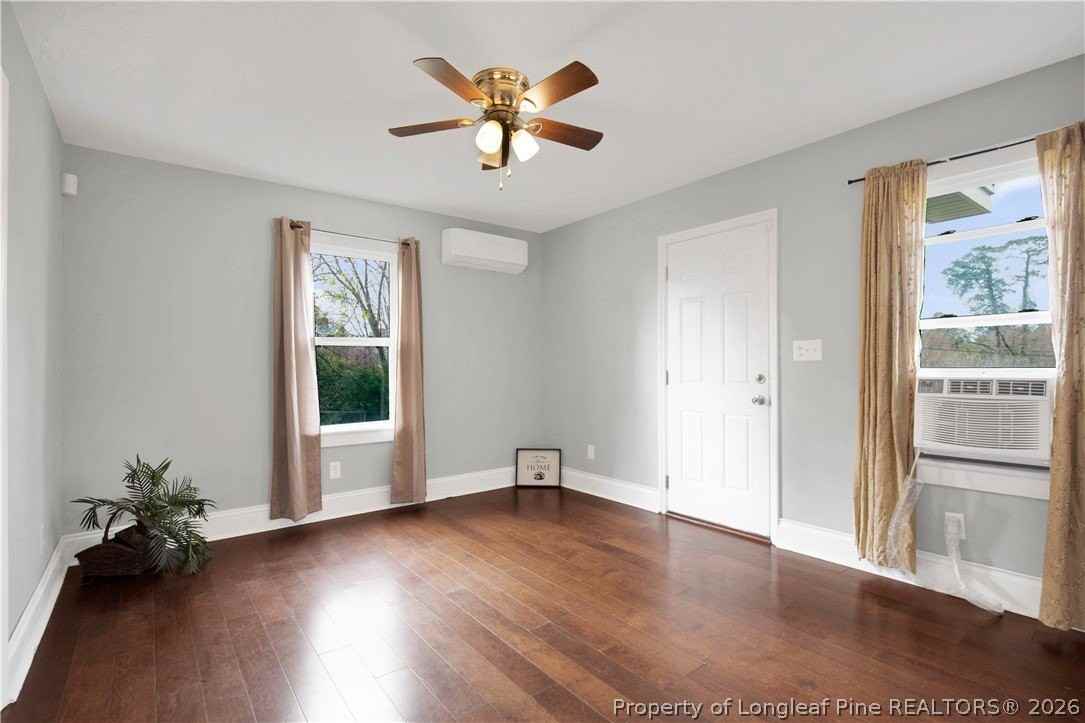 326 Hawley Ln - Photo 6 of 24