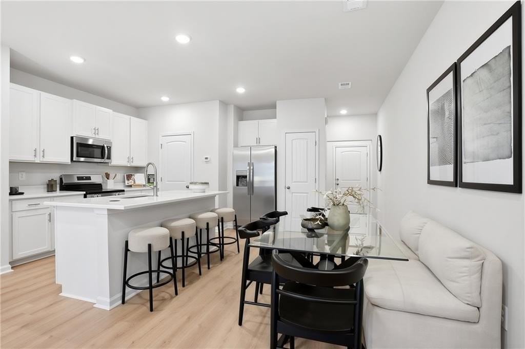 205 Harrell Way - Photo 5 of 20