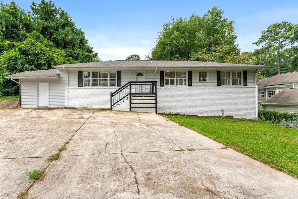 1131 Custer Ave Se - Photo 3 of 25