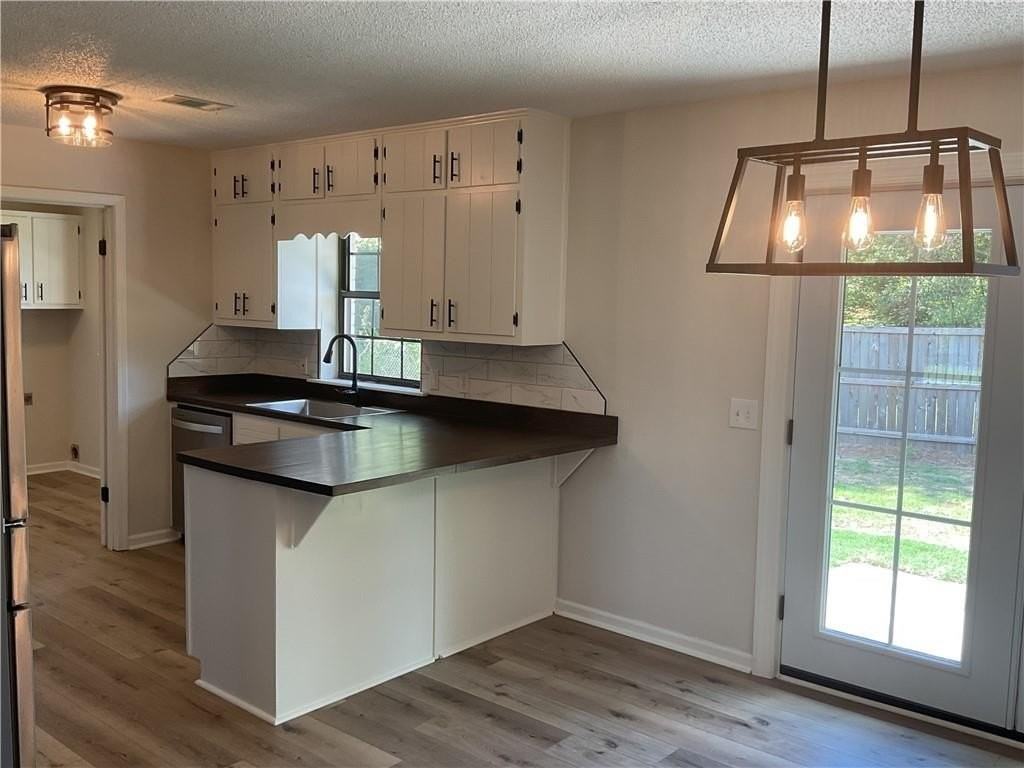 2452 Kilgore Rd - Photo 2 of 14