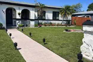 581 Nw 185th St #NA - Photo 1 of 1