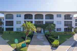 featured image of 5 High Point Cir W #212