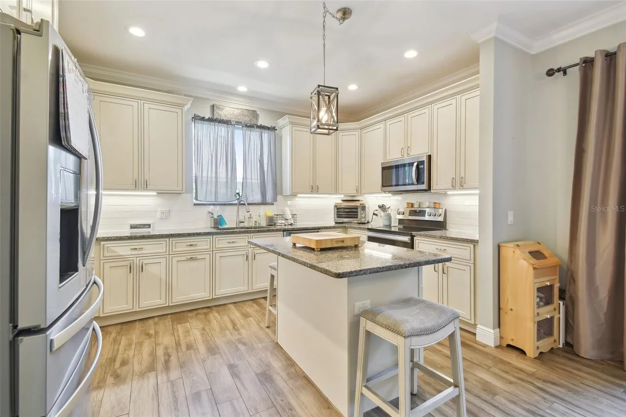 1056 E Normandy Blvd #NA - Photo 7 of 22