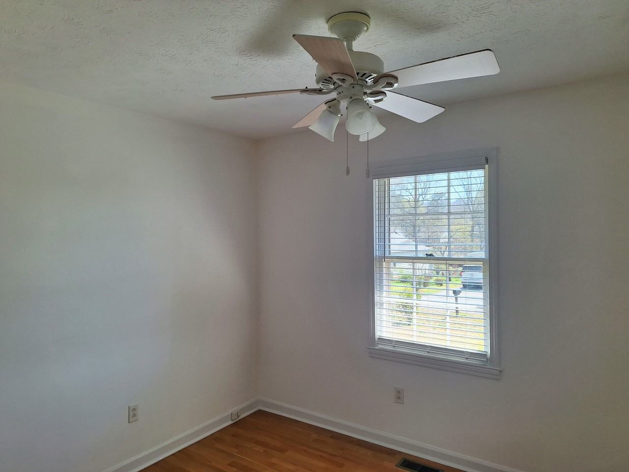 42 E Georgia Ave #NA - Photo 5 of 6