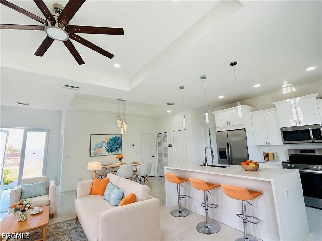 2022 Xelda Ave N - Photo 5 of 15