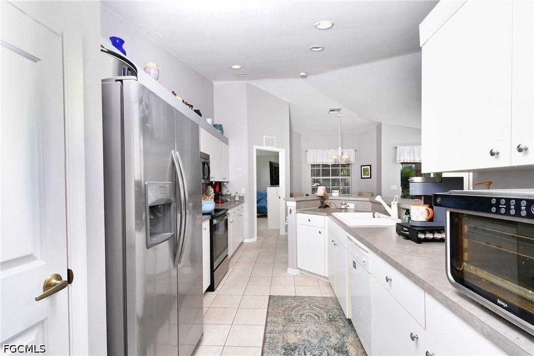 19999 Lake Vista Cir - Photo 6 of 33