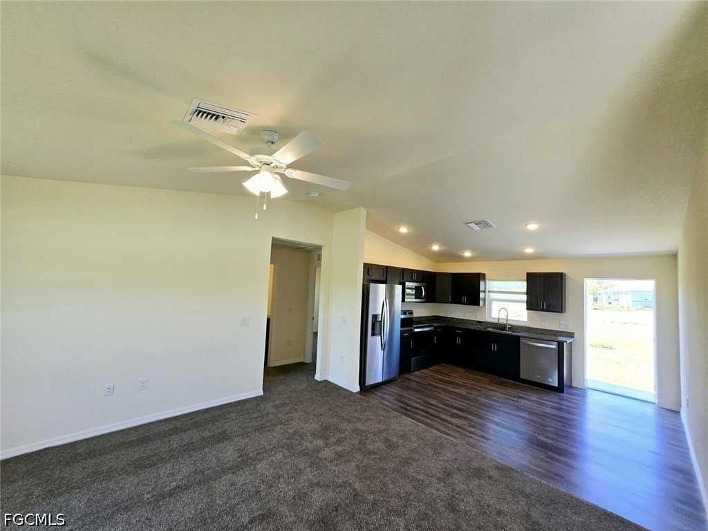 1117 Solar Ct - Photo 5 of 16