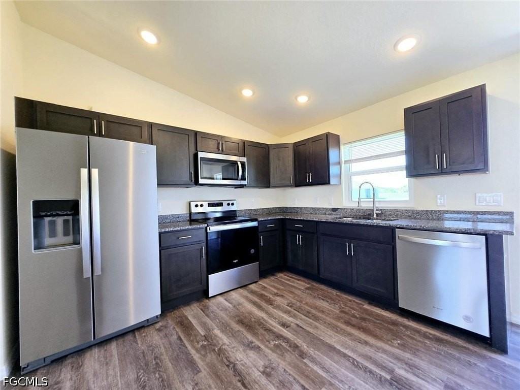 1117 Solar Ct - Photo 7 of 16