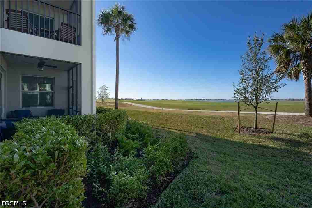 43030 Greenway Blvd #417 - Photo 3 of 32