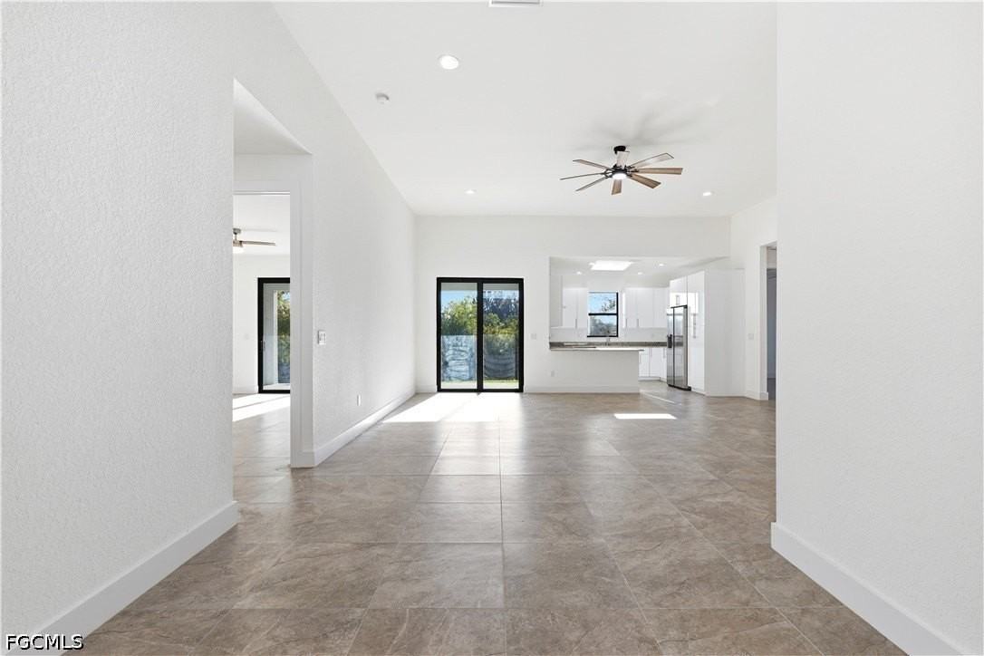 1119 Nw 28th Pl - Photo 4 of 29