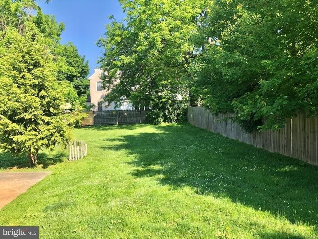 4001 Center Ave #2ndFL - Photo 2 of 12