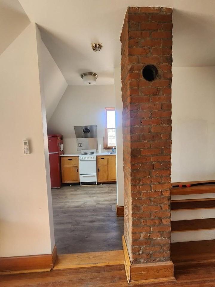 820 Arno St Se - Photo 5 of 14