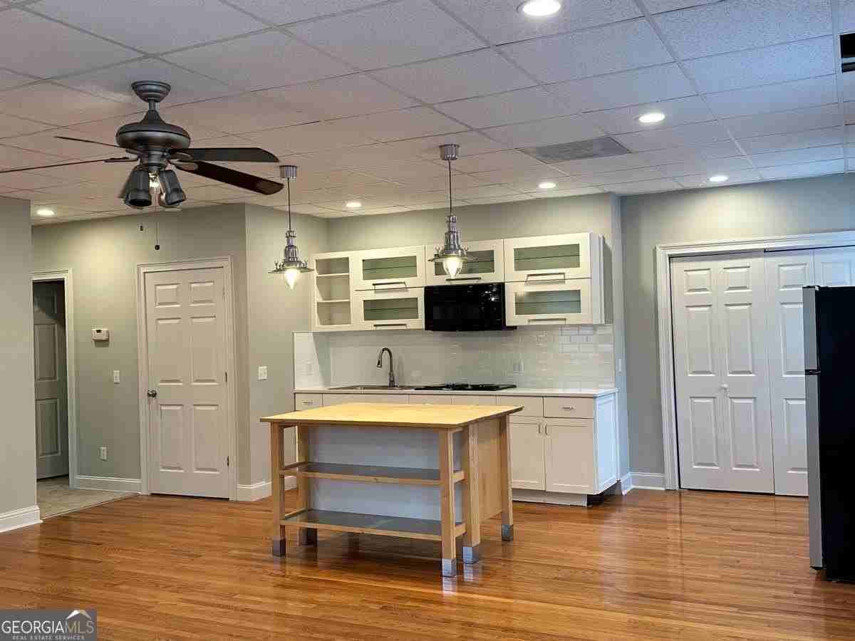 1051 Parkside Cmns Ste 203 - Photo 7 of 20