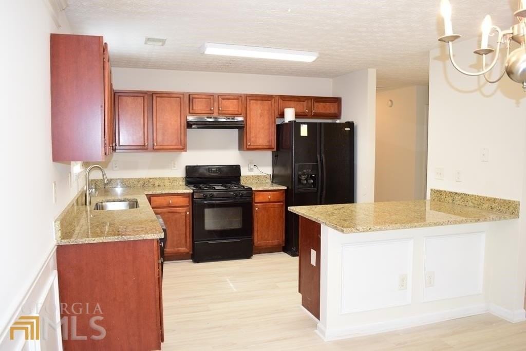 43 Churchill Park Dr - Photo 6 of 38