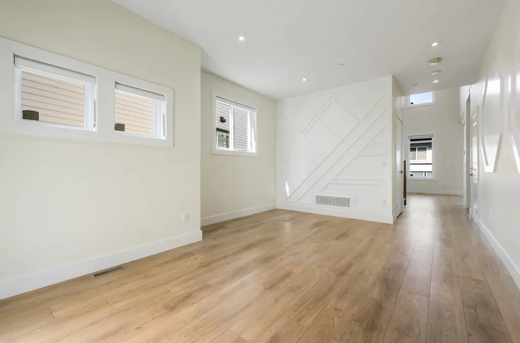 8585 Forest Gate Dr - Photo 7 of 28